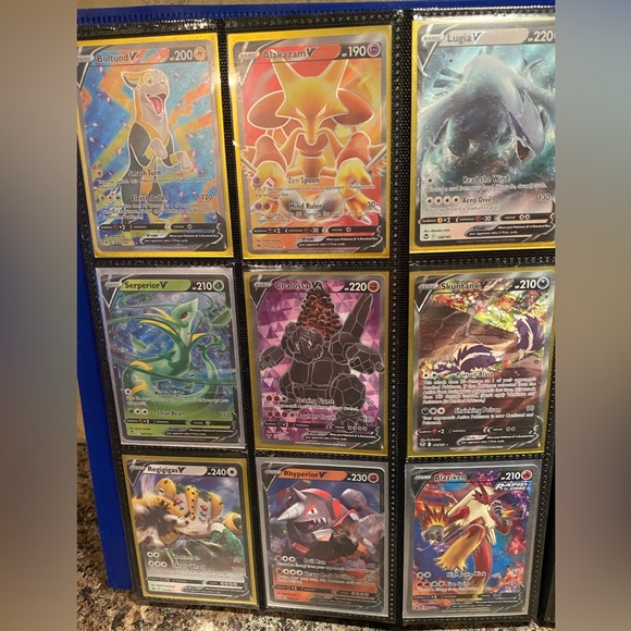 Pokémon Collection - Picture 10 of 16